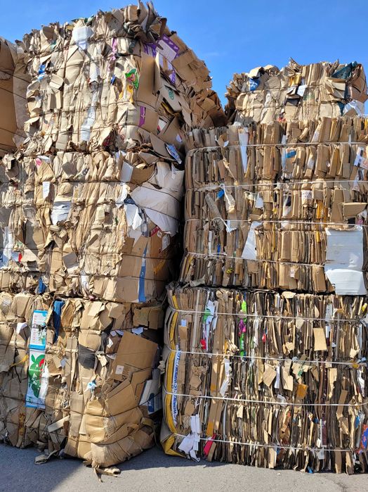 Макулатура,  Картон в тюкованном виде, в крупных объемах- 20 тонн