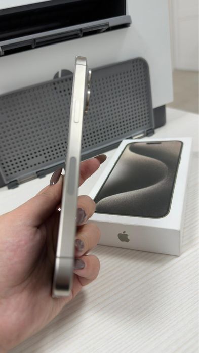 Айфон 15 про мах