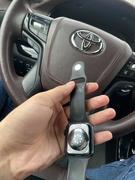 Iwatch 7/45 srochna sotiladi