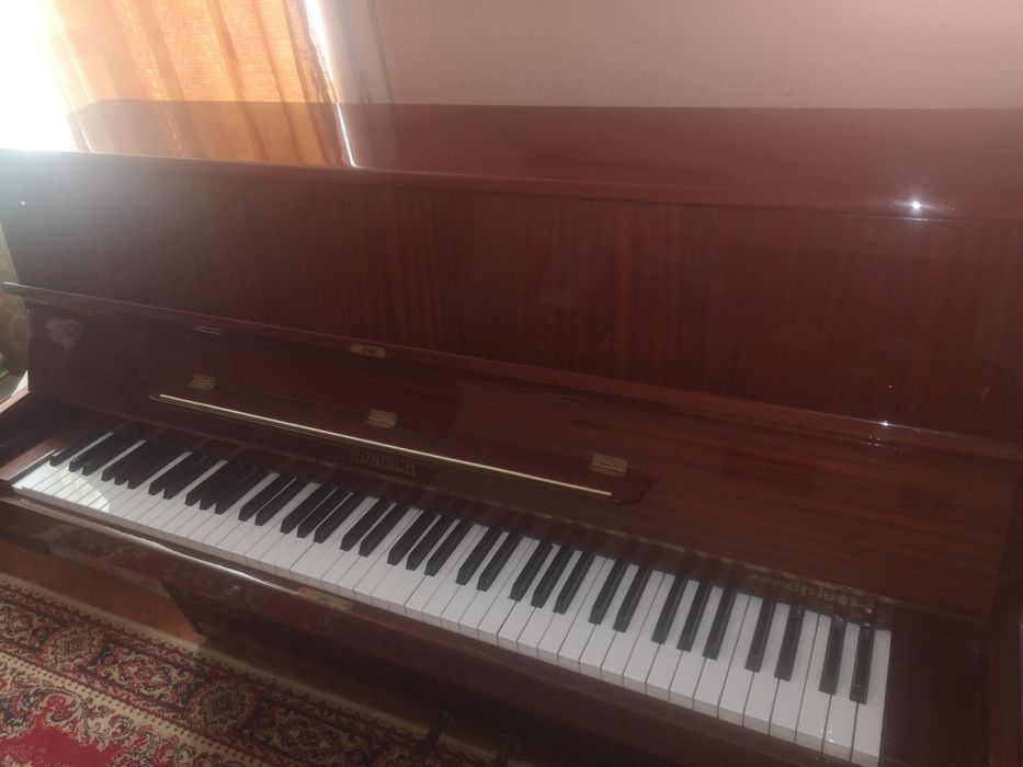 Немско пиано,, Рьониш,, модел Де лукс Коледна цена