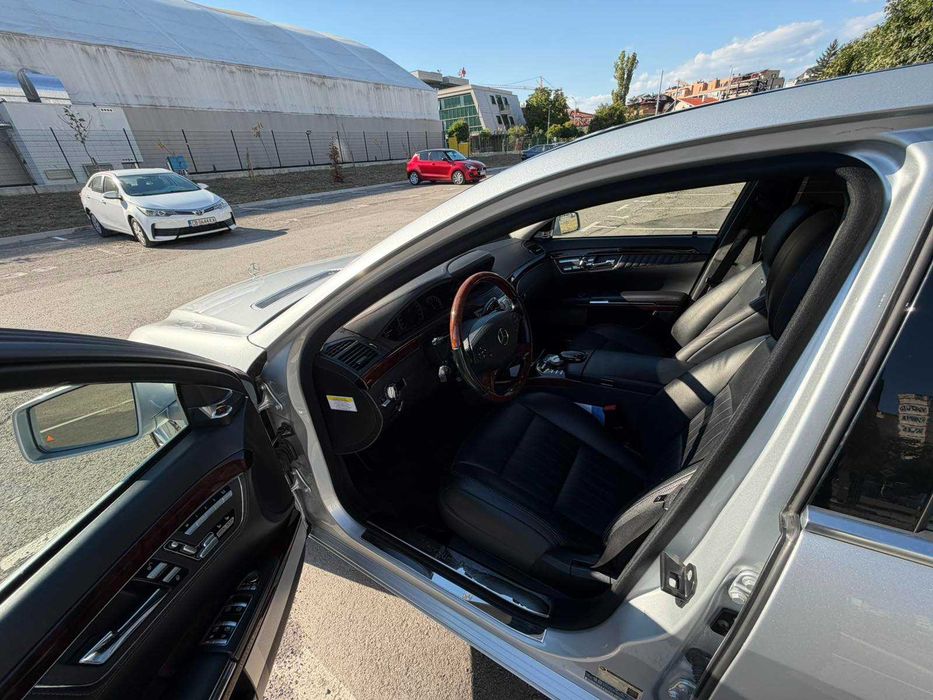 автомобил Мерцедес s600