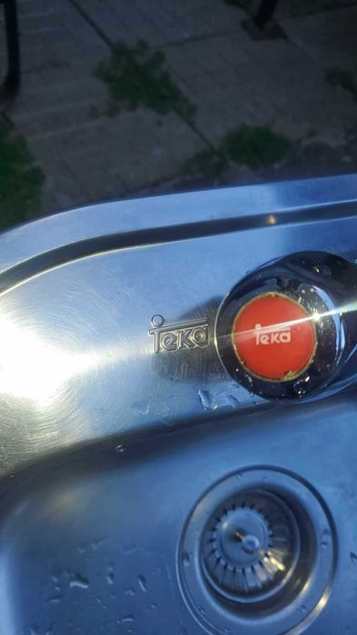 Кухненска мивка с размери 47/49/16   и батерия