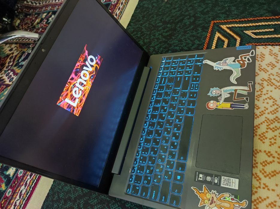 Ноутбук продается