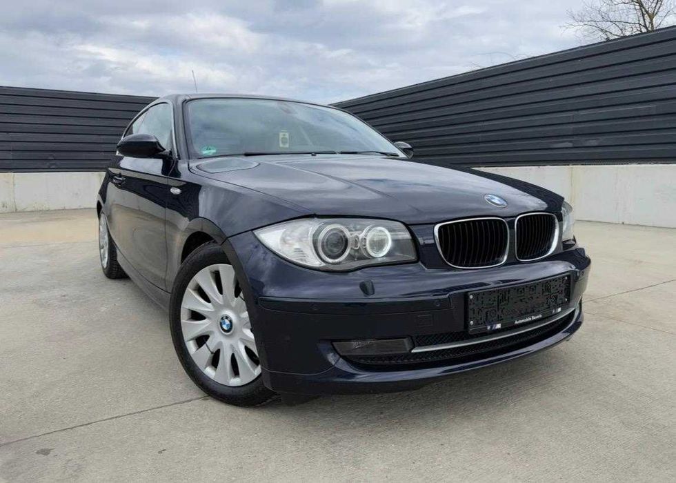 BMW Seria 1 E81 Benzina Automat