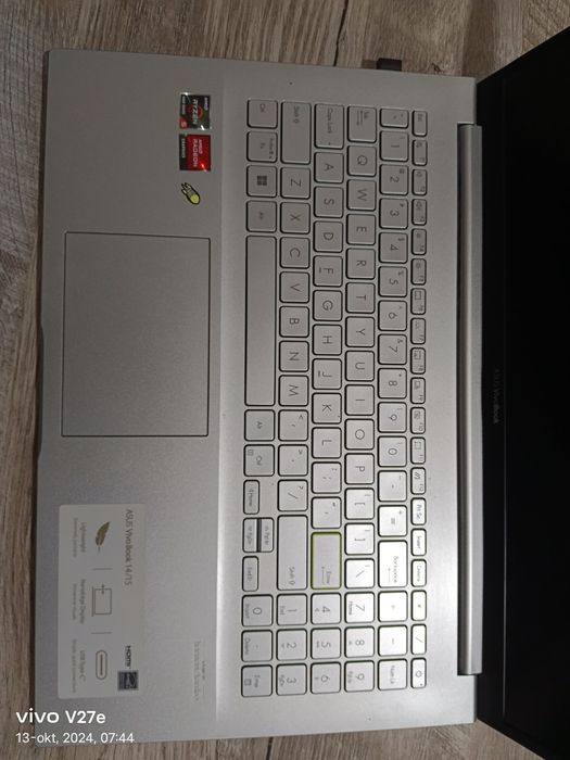 Noutbook Asus vivobook