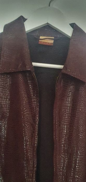 Vand geaca maro dama