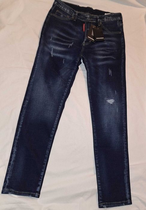 Blugi DSQUARED2 marimea 46