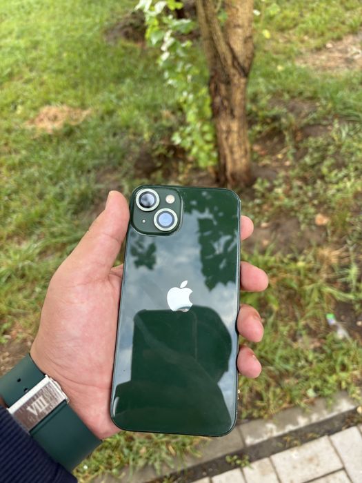 Продам Срочно Iphone 13