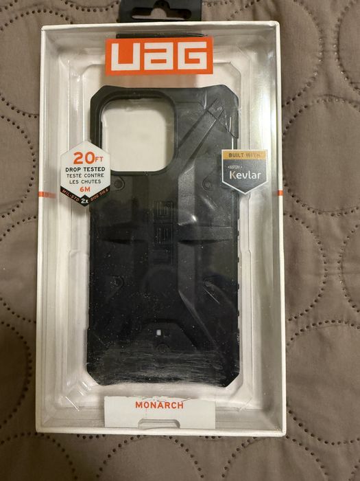 Husă UAG Monarch iphone 13 pro…