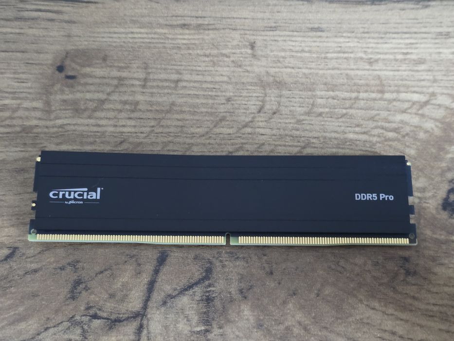 Ram DDR5 48gb 5600 Crucial nou