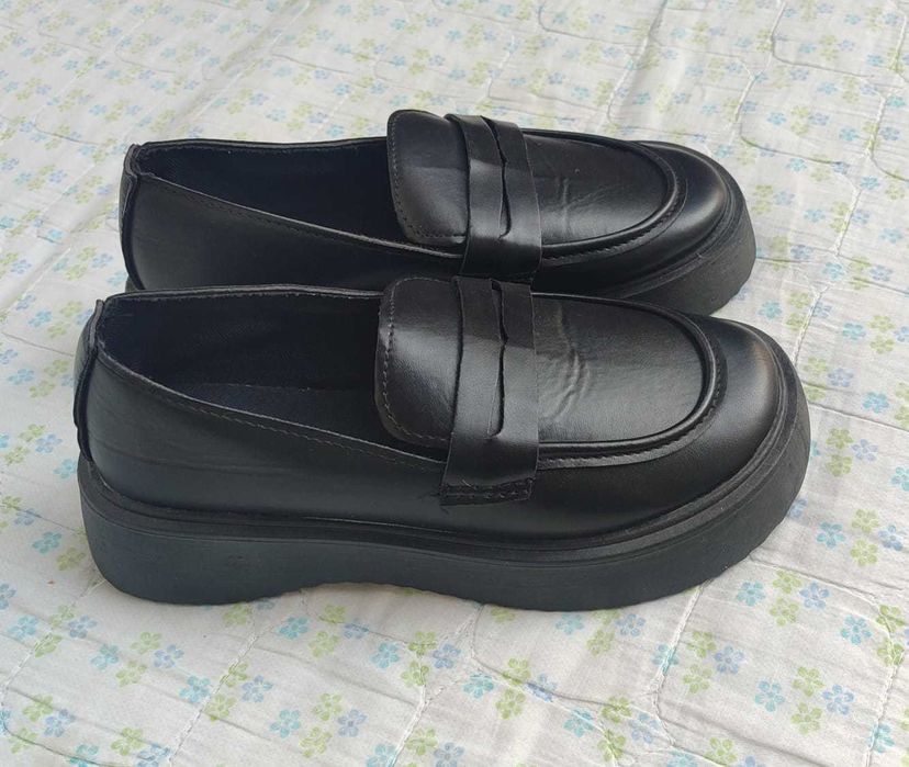 Туфли 37 размер новые