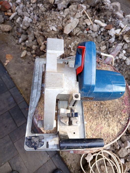 Fierăstrău circular de mina AEG