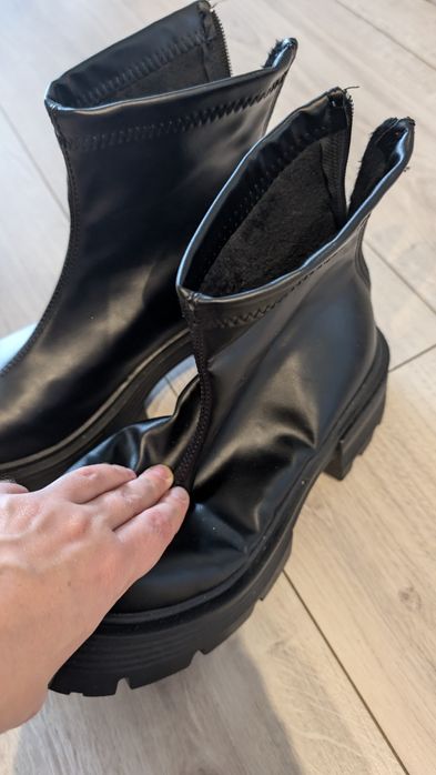 Ботинки осень, черные 36 размер