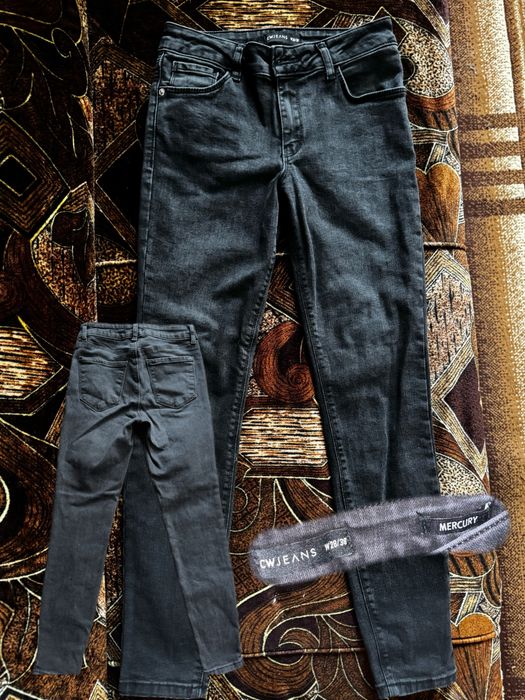 Дънки, размери S - всеки чифт по 8€