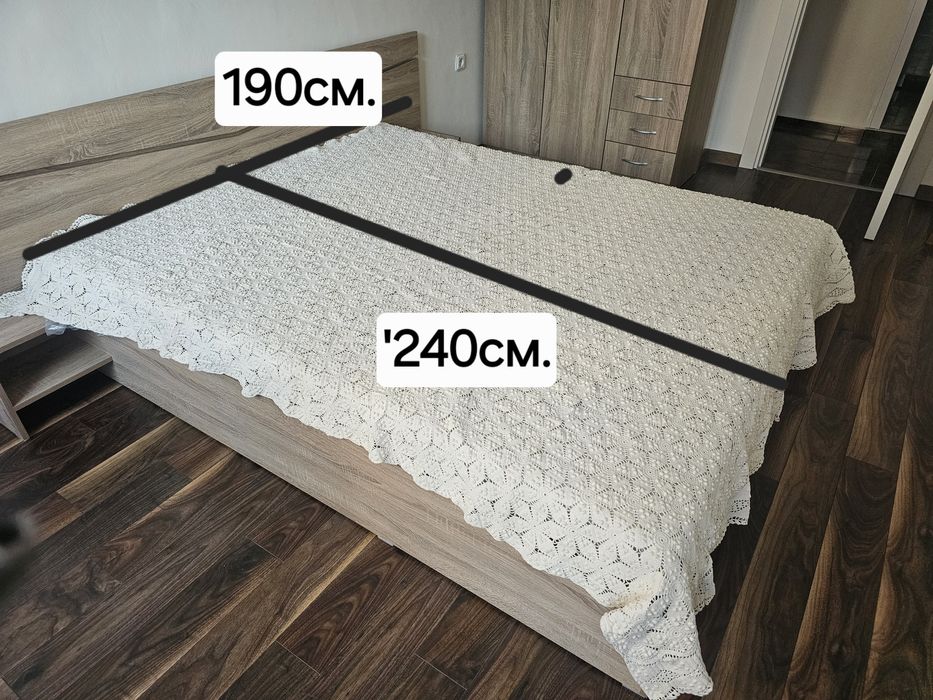 Дантелено покривало за легло