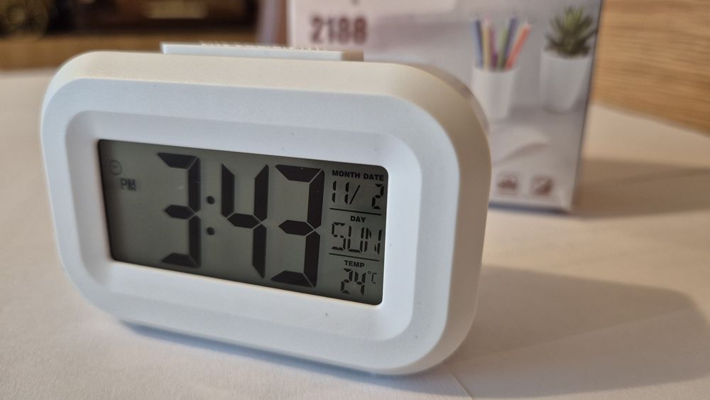 Ceas deșteptător digital