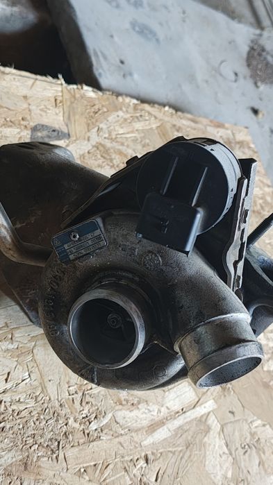 Vând Turbina 2.7d Land Rover discovery 3