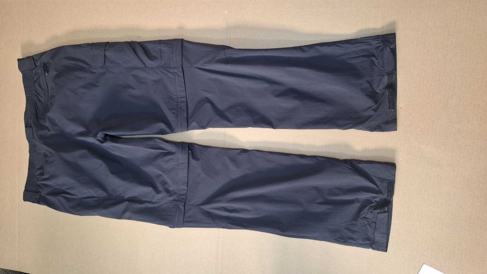Pantaloni trekking/ sport cu extensii demontabile