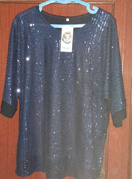 Нарядная блузка с пайетками блестящая новогодняя синяя 50-52 раз