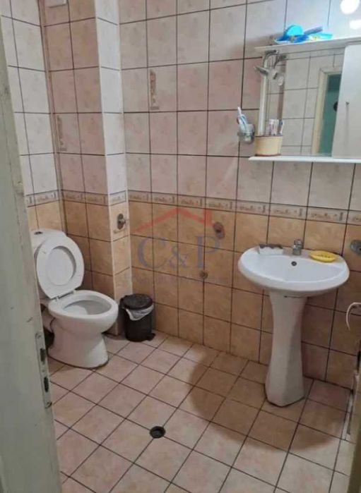 Продава се Тристаен апартамент в Велико Търново, Център - 62 кв.м за 1452 €/кв.м - Снимка #1