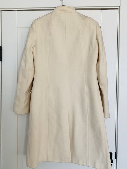 Пальто демисезон легкое