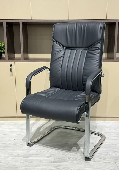 Продаём новые офисные кресла отличного качества: