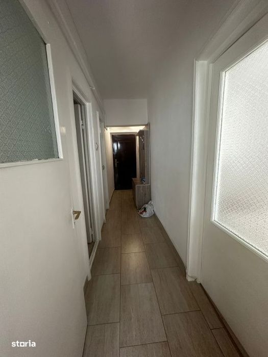 Inchiriere apartament 1 camera zona Calarasilor Viziru etaj 2