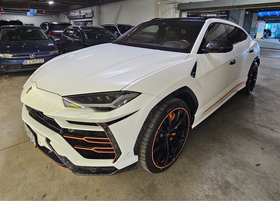 Lamborghini Urus 2020 | Akrapovič | Frâne ceramice | Alb