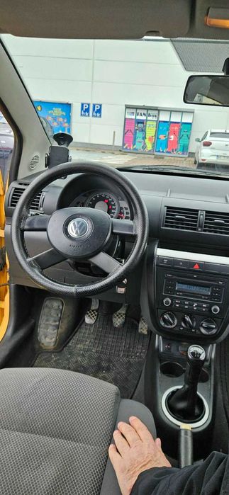 VOLKSWAGEN FOX 2006 — imagine 2