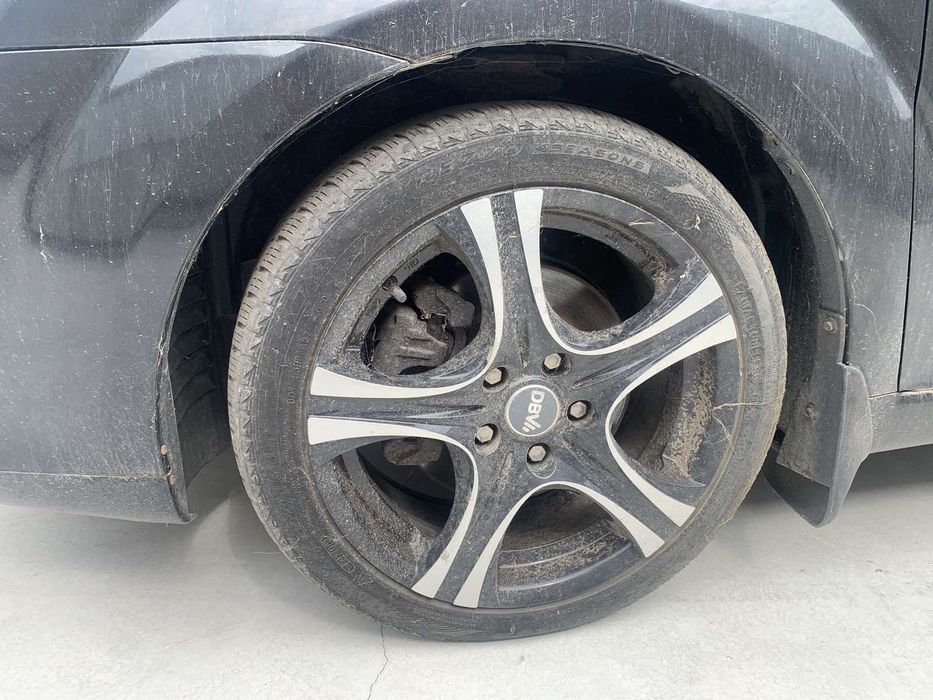 Toyota Corolla Verso 2.2D-CAT 2007г. НА ЧАСТИ!