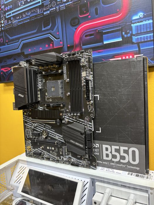 Продам B550 Asrock AM4