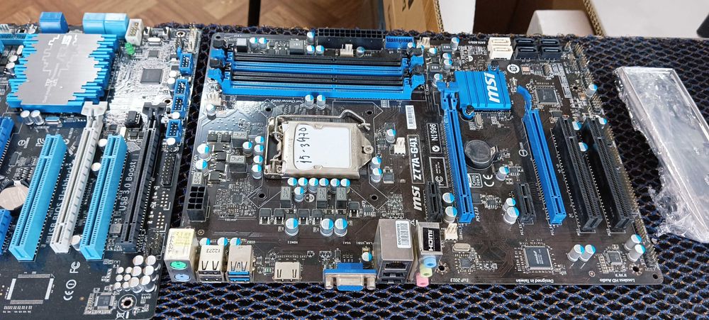 Материнская плата Z-77