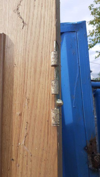 Usa de intrare apartament