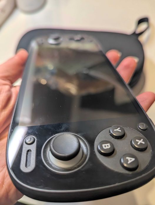 портативна конзола Retroid Pocket 5