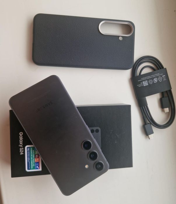 Samsung S24 128g на гарантии
