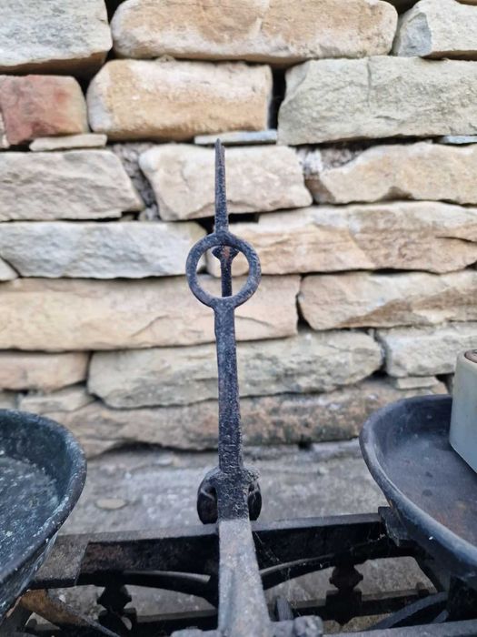 Стар кантар везна с тежести грамове, антикварни