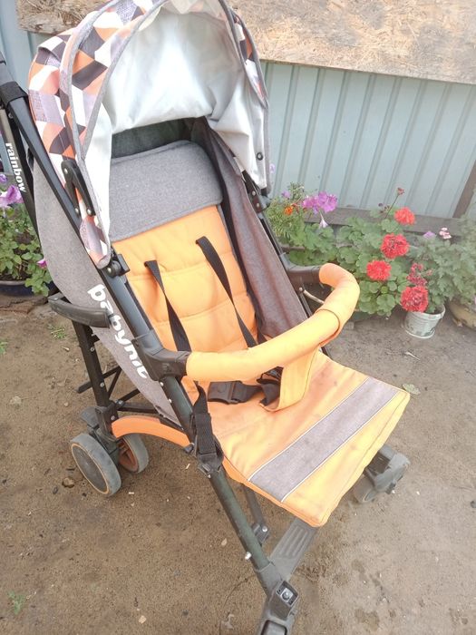 Детская коляска .