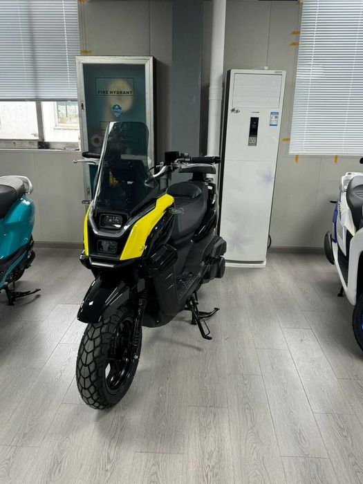 Новый скутер Танк  2025