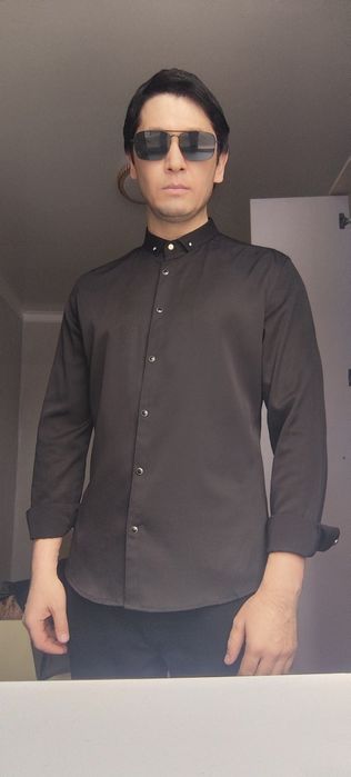 Продам чёрную рубашку