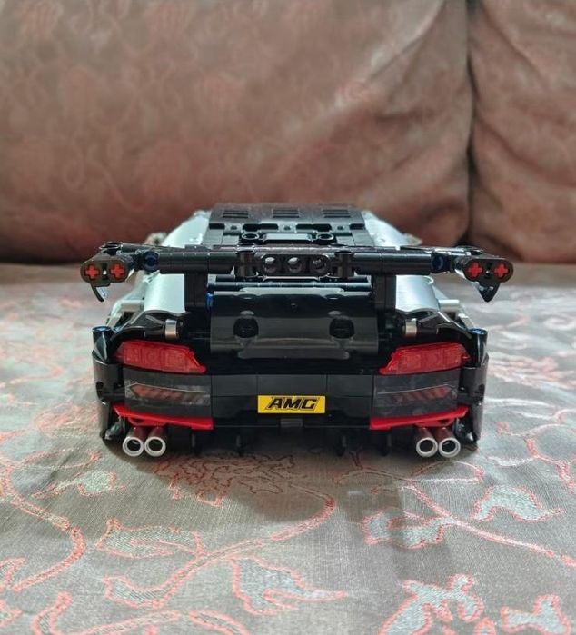 Истребитель и лего машина