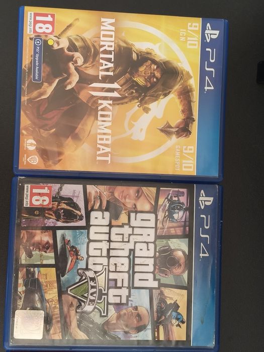 Vând PS 4 SLIM in stare foarte bună