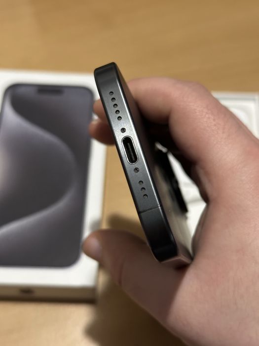 КАТО НОВ! iPhone 15 Pro - Black Titanium - 128 GB