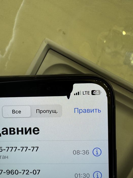 iPhone X sotiladi karobka bor