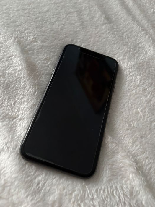 IPhone 11 + husa MobilFox