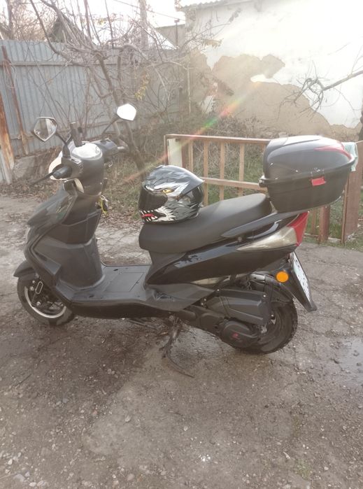 Продается Скутер Li Ya