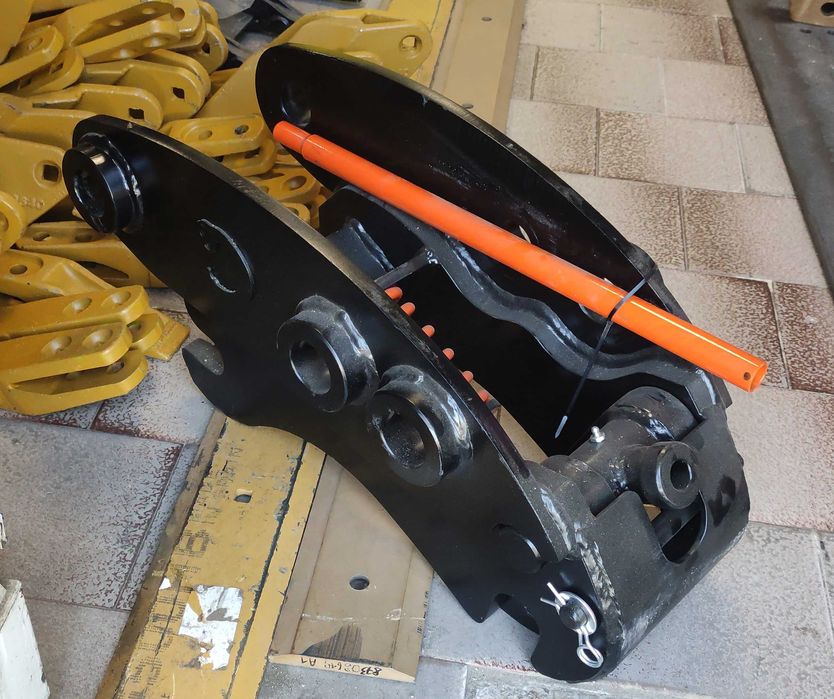 Бързосменник за комбиниран багер JCB,NEW HOLLAND