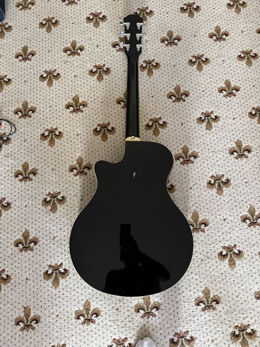 Chitara Yamaha APX500 III