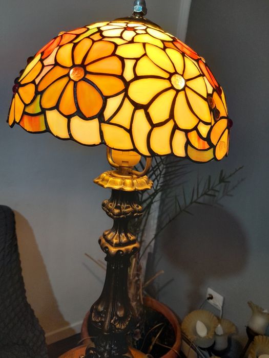 Lampa stil Tiffany