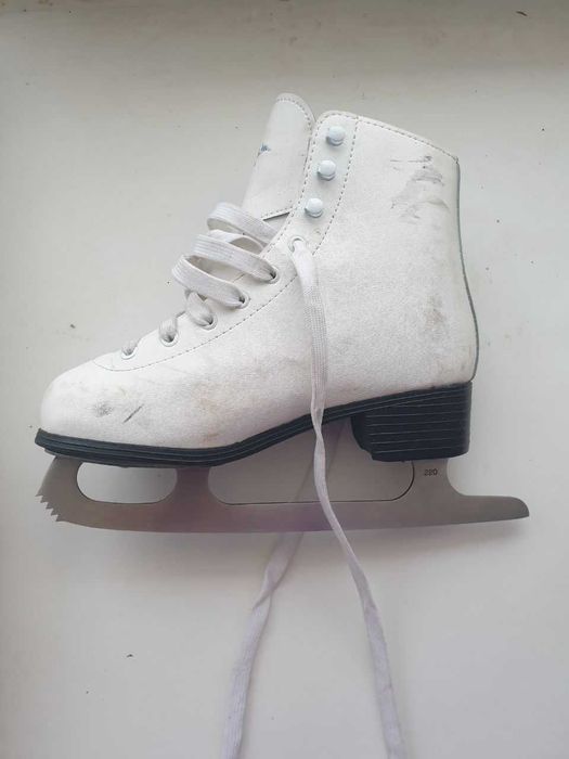 фигурные коньки 22 размер