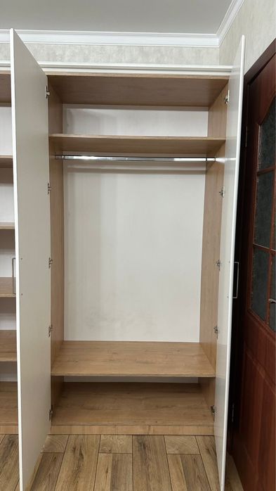 продам шкаф , в хорошем состоянии